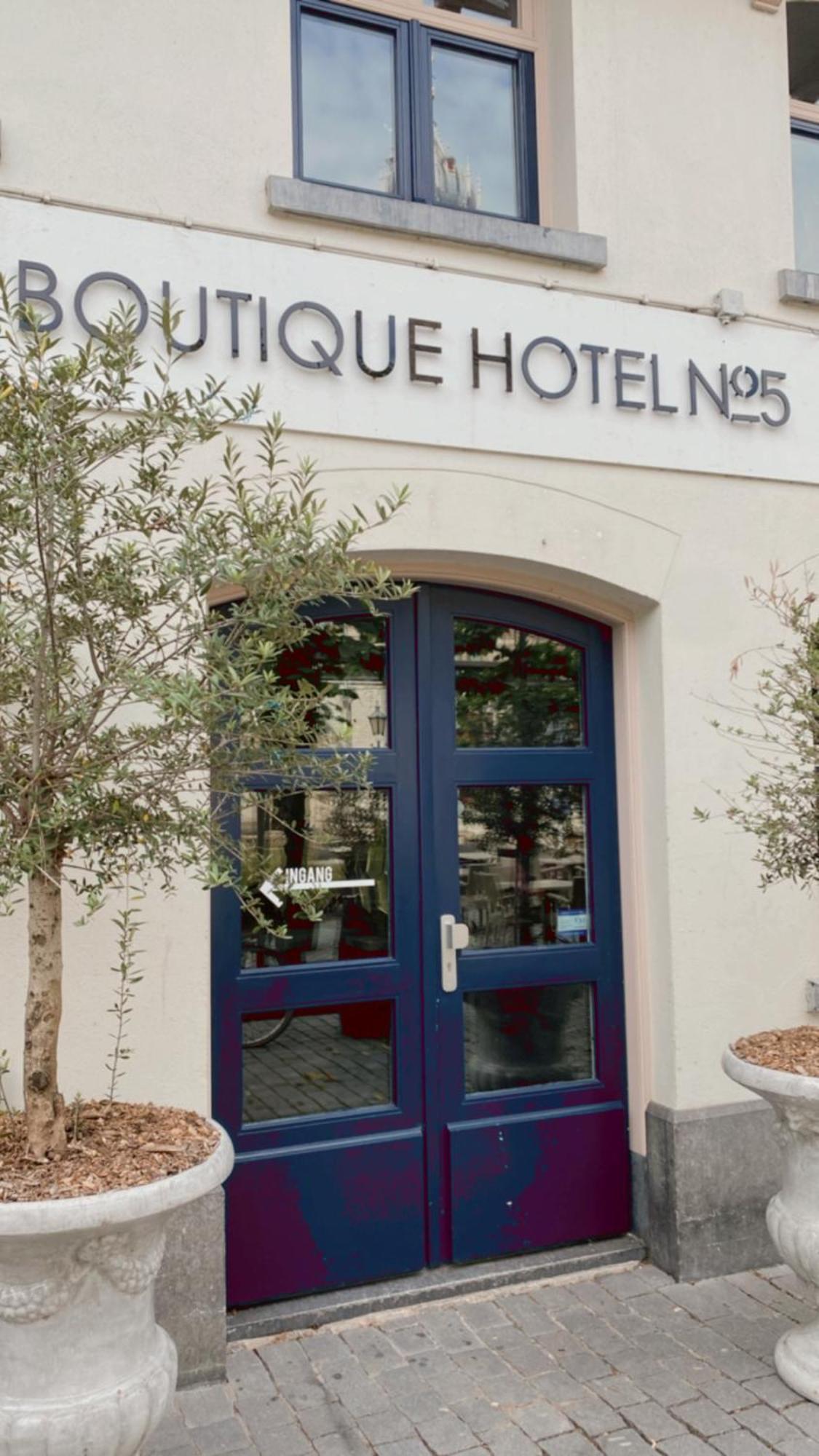 Boutique Hotel No5 ベルヘン・オプ・ゾーム エクステリア 写真
