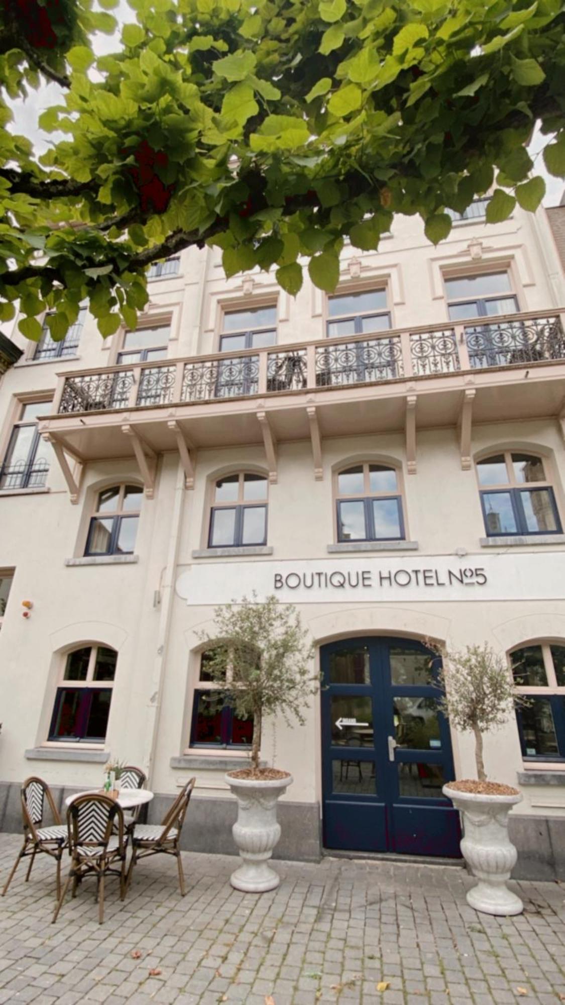Boutique Hotel No5 ベルヘン・オプ・ゾーム エクステリア 写真